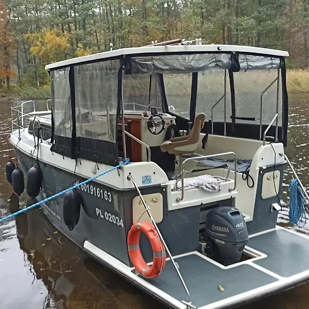 Ботель Jacht Motorowy Calipso 750